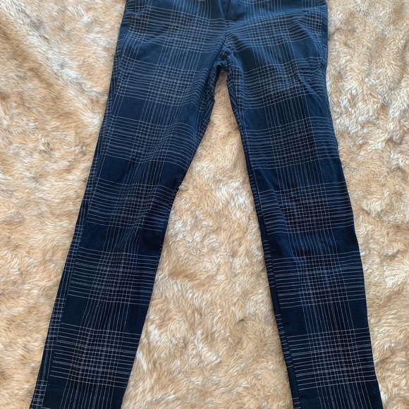 Old Navy Pants $5 each. Sold together or separately - Picture 10 of 14